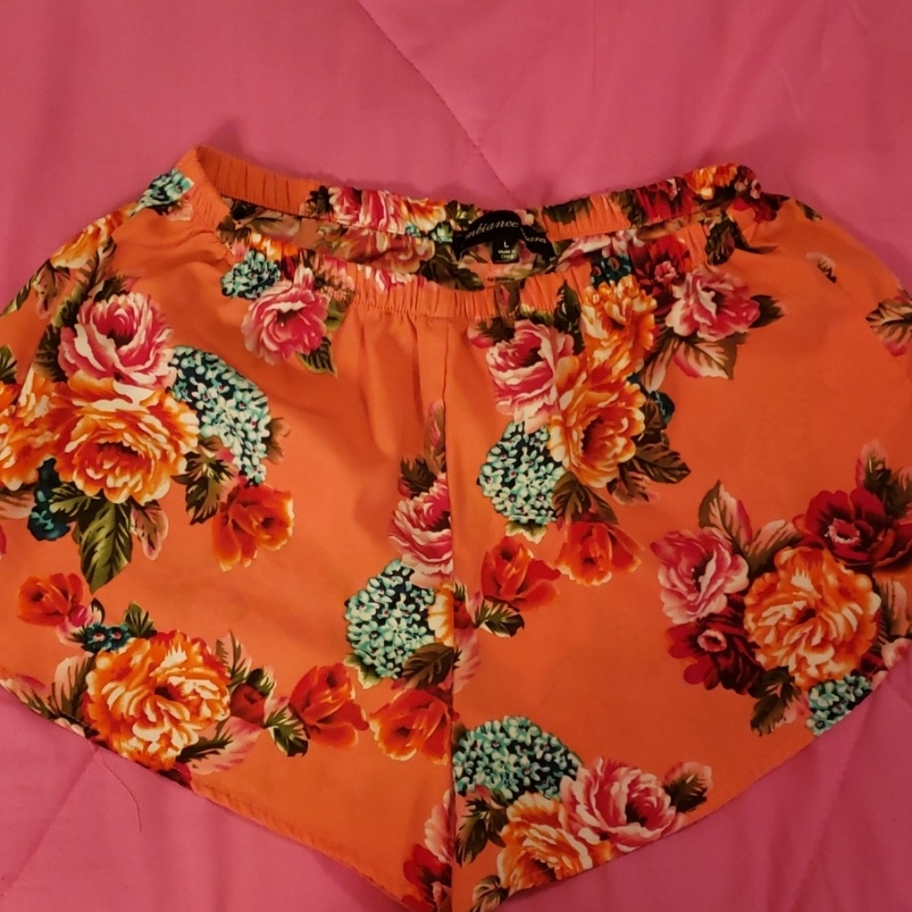 Multicolored silk shorts